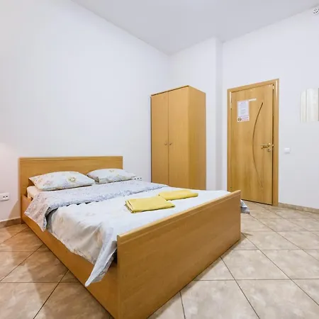 Mini Hotel Near Arena City-2